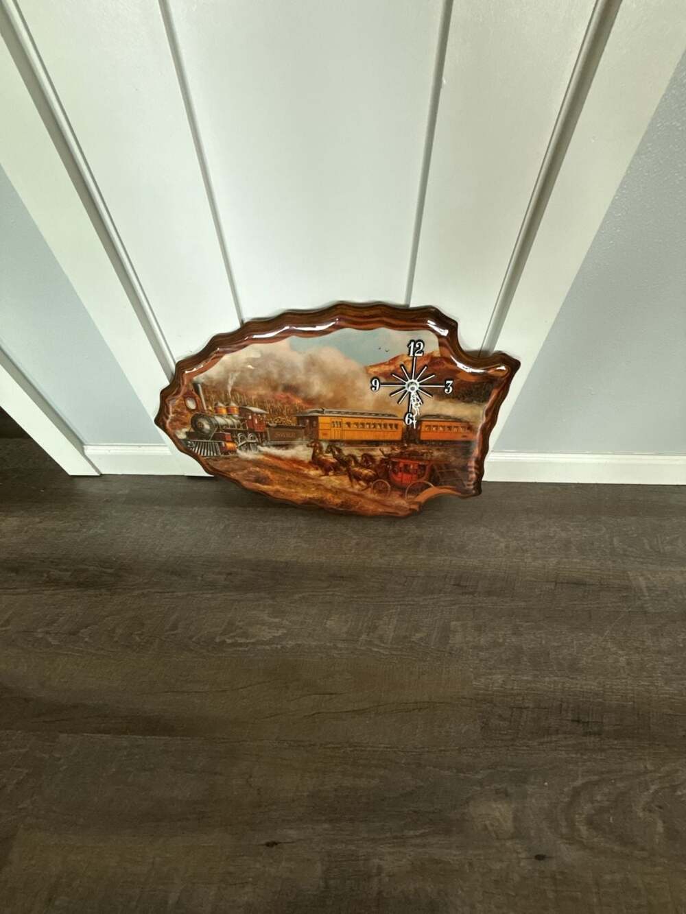 Western Arrowhead Shaped Wooden Wall Clock w/Steam Train & Horse Carriage Scene